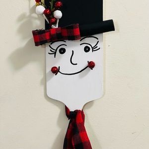 Lady Snowman Wall Decor